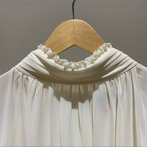 Vince Camuto blouse - Picture 2 of 5